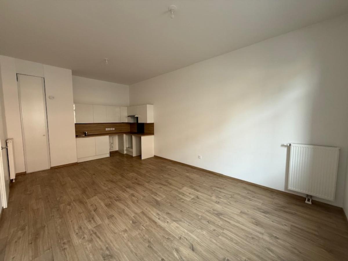 
																			2 pièces - 
																		RDC - 48m² - 768,86 € - Photo #1