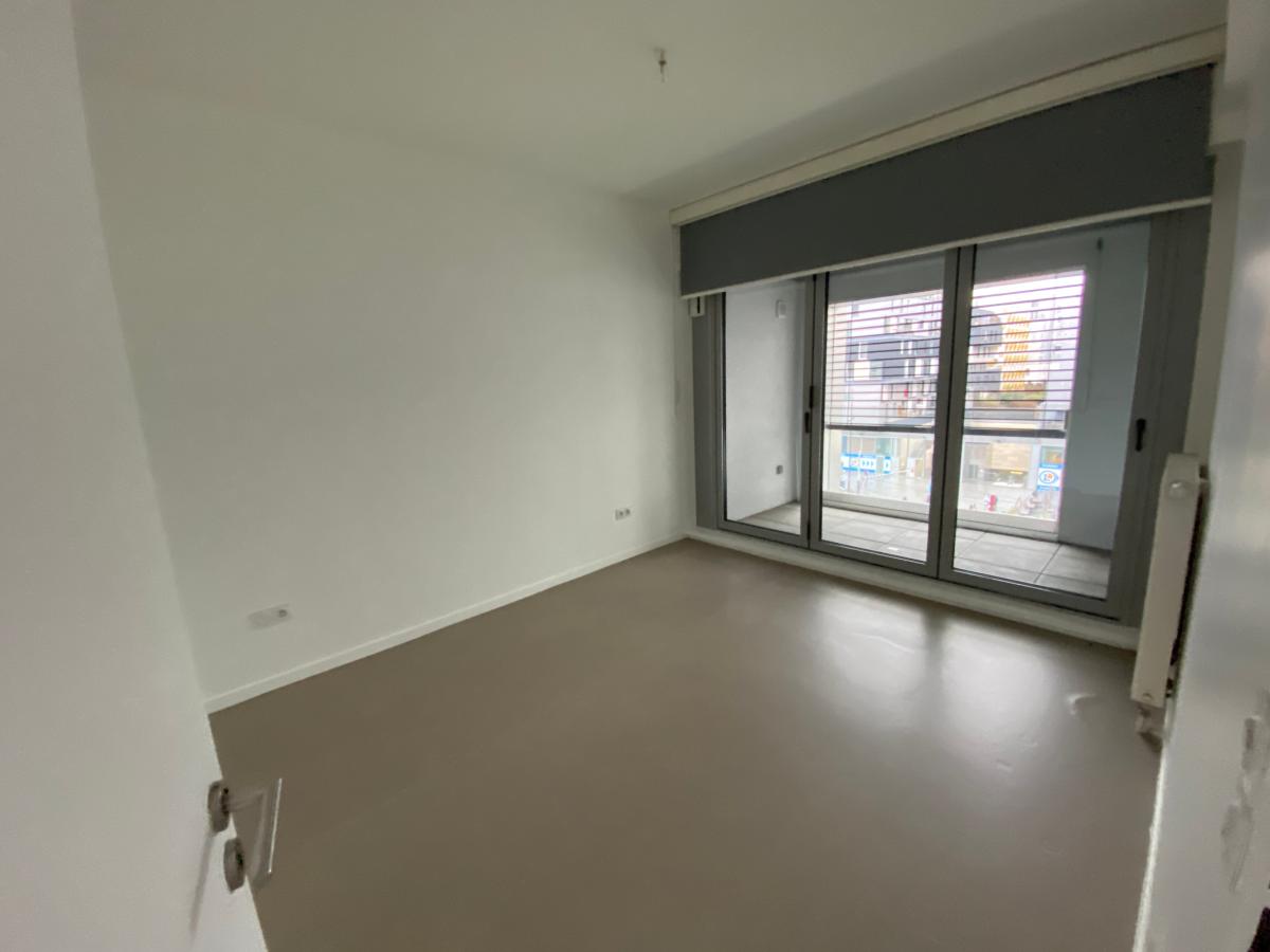 
																			2 pièces - 
																		3ème étage - 62m² - 1 526,14 € - Photo #5