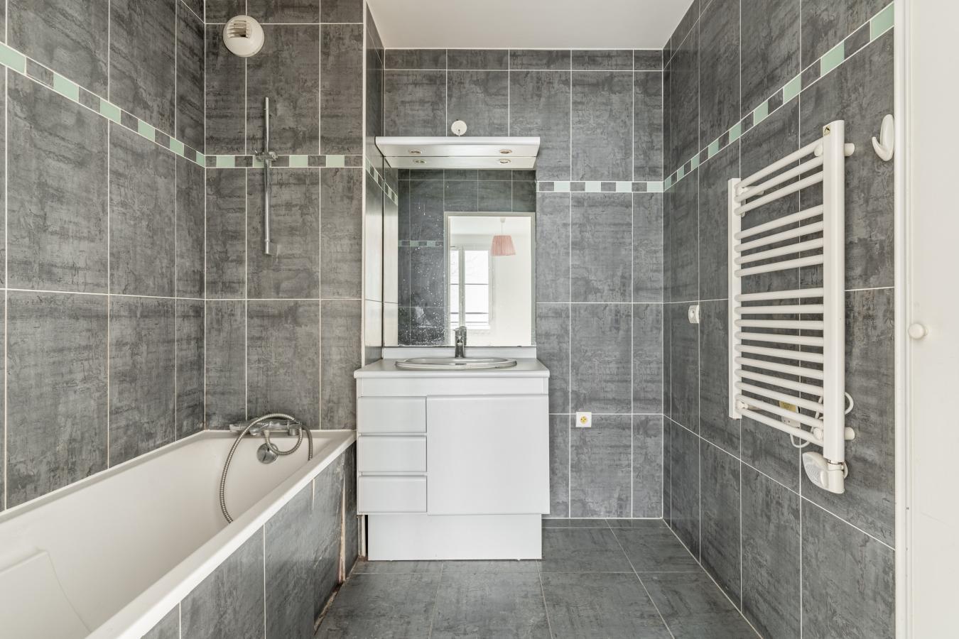 
																																							3 pièces - 
																																						3ème étage - 68m² - 1 564,39 € - Photo #4