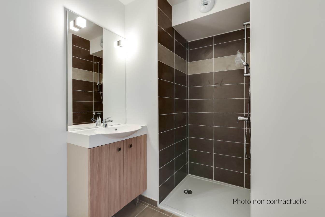 
																			2 pièces - 
																		RDC - 45m² - 842,46 € - Photo #3