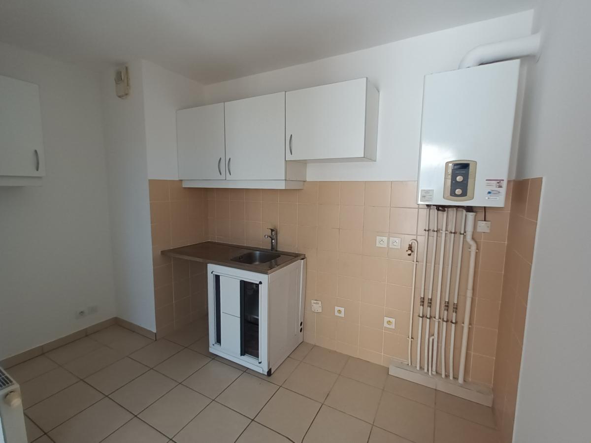 
																																							2 pièces - 
																																						3ème étage - 42m² - 963,65 € - Photo #4