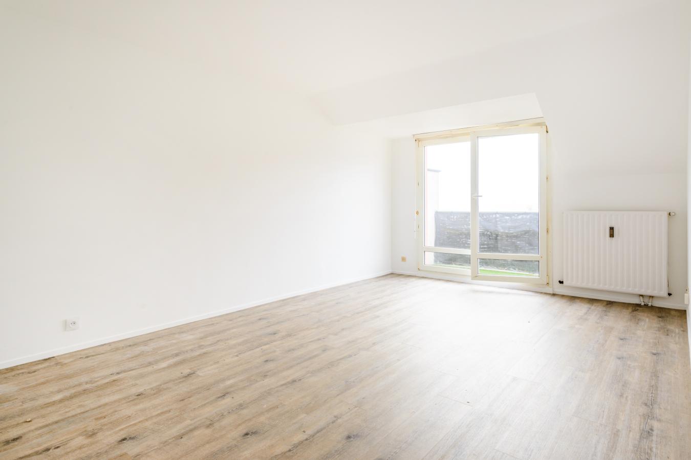 
																			3 pièces - 
																		3ème étage - 143 000 € - Photo #1