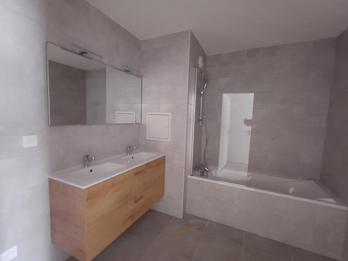 
																			3 pièces - 
																		1er étage - 59m² - 855,83 € - Photo #1