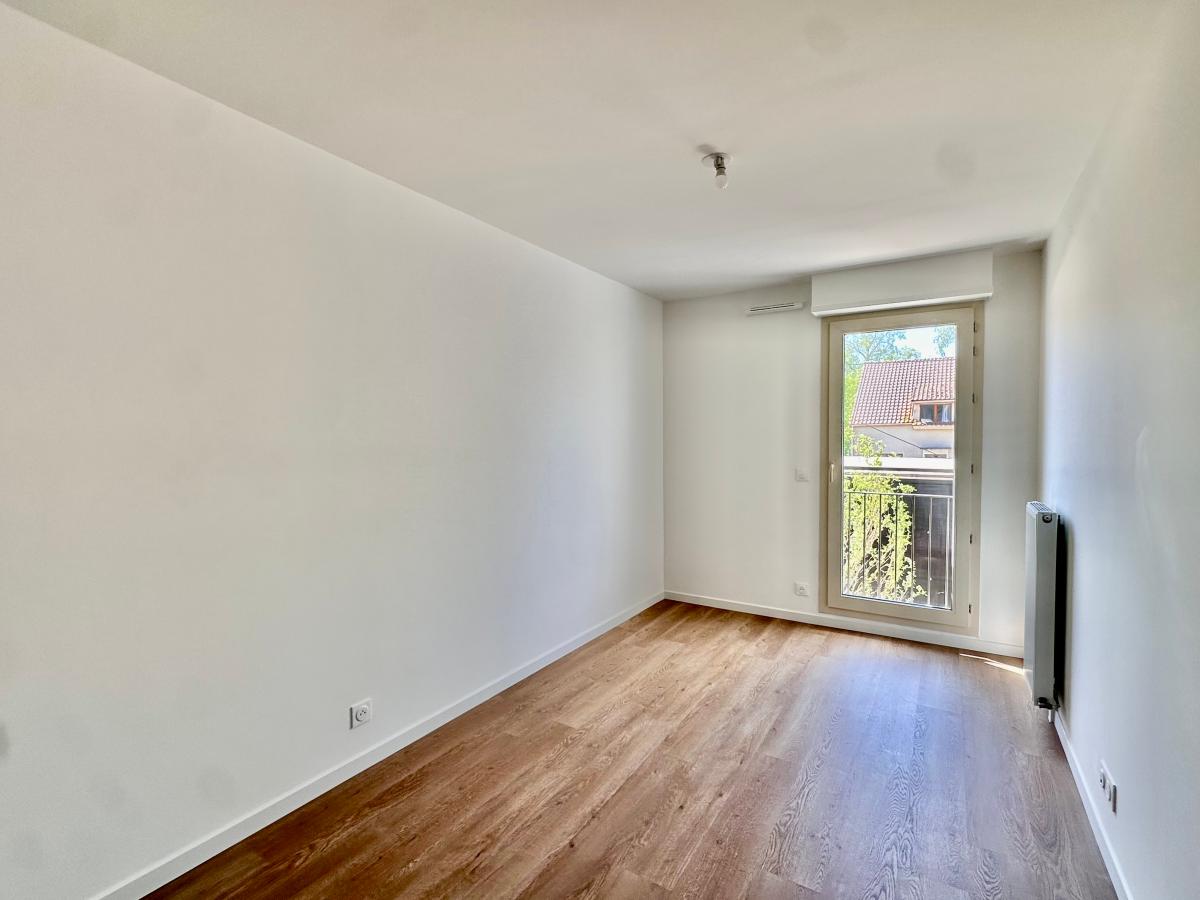 
																																							2 pièces - 
																																						1er étage - 42m² - 845,67 € - Photo #3