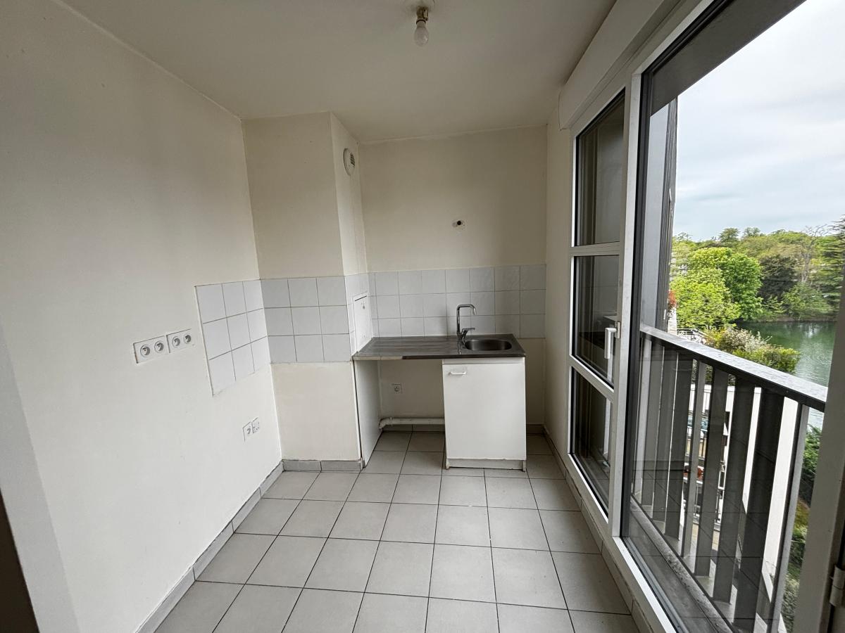 
																			2 pièces - 
																		6ème étage - 42m² - 1 160,19 € - Photo #5