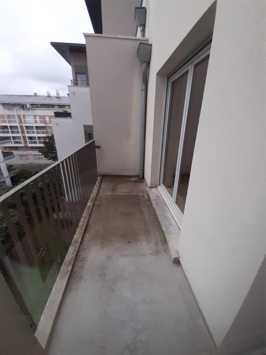 
																			4 pièces – 
																		4ème étage – 77m² - 342 000 € - Photo #1