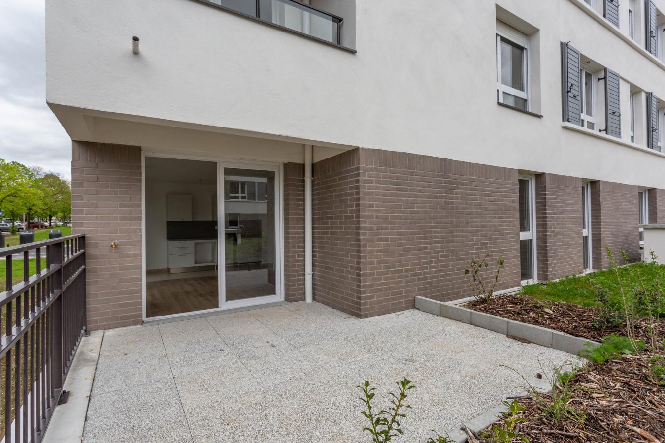 
																			3 pièces - 
																		3ème étage - 67m² - 995,87 € - Photo #2