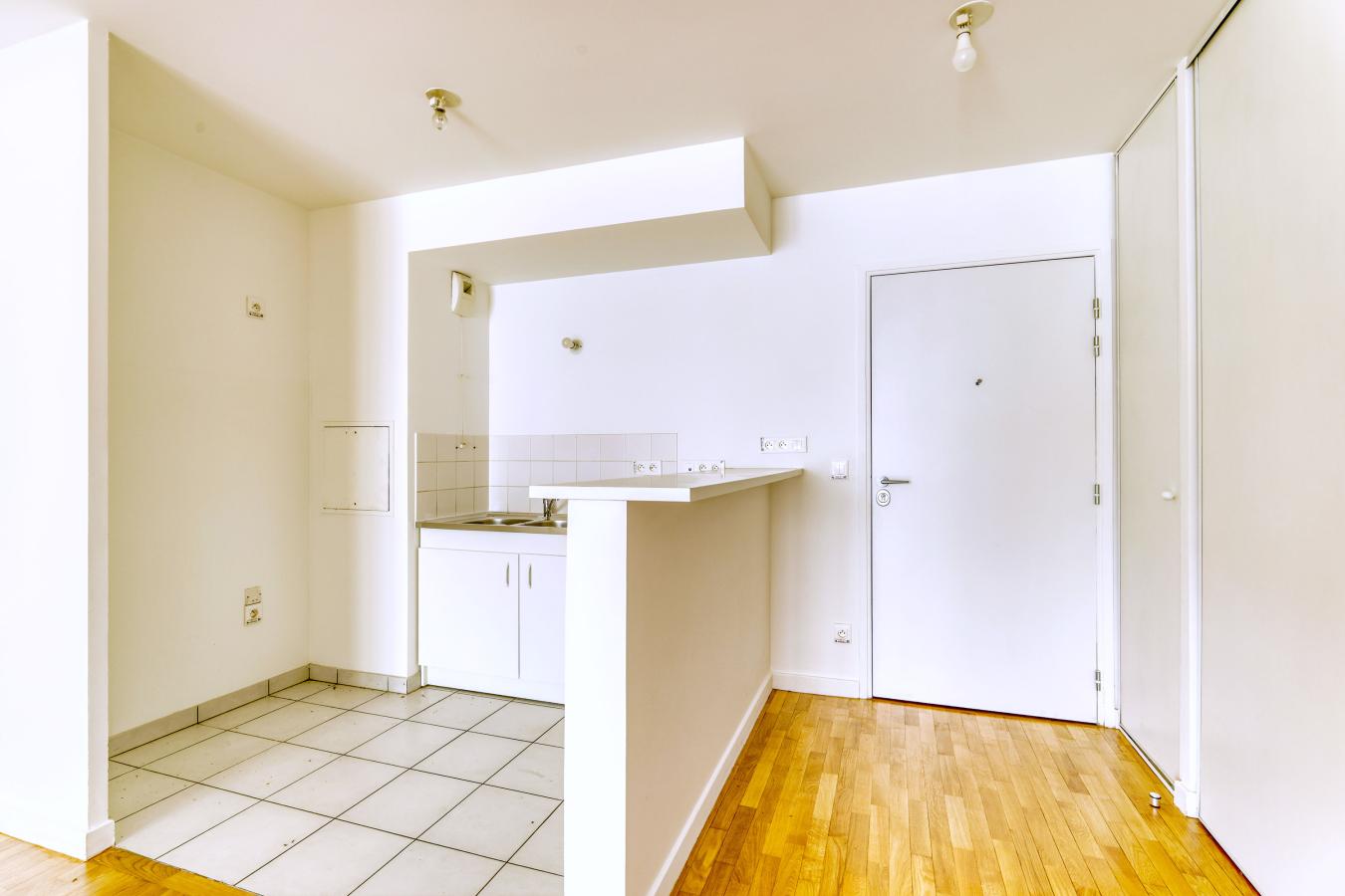 
																			3 pièces - 
																		3ème étage - 65m² - 213 700 € - Photo #3