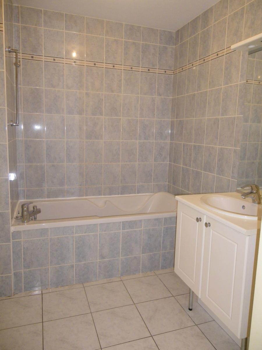 5 pièces - RDC - 106m² - 1 401,59 € - Photo #1
