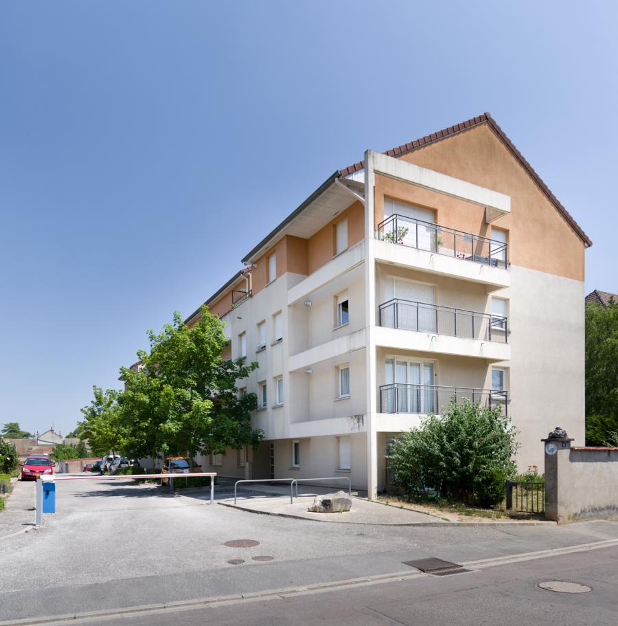 
																																							3 pièces - 
																																						3ème étage - 67m² - 584,22 € - Photo #2