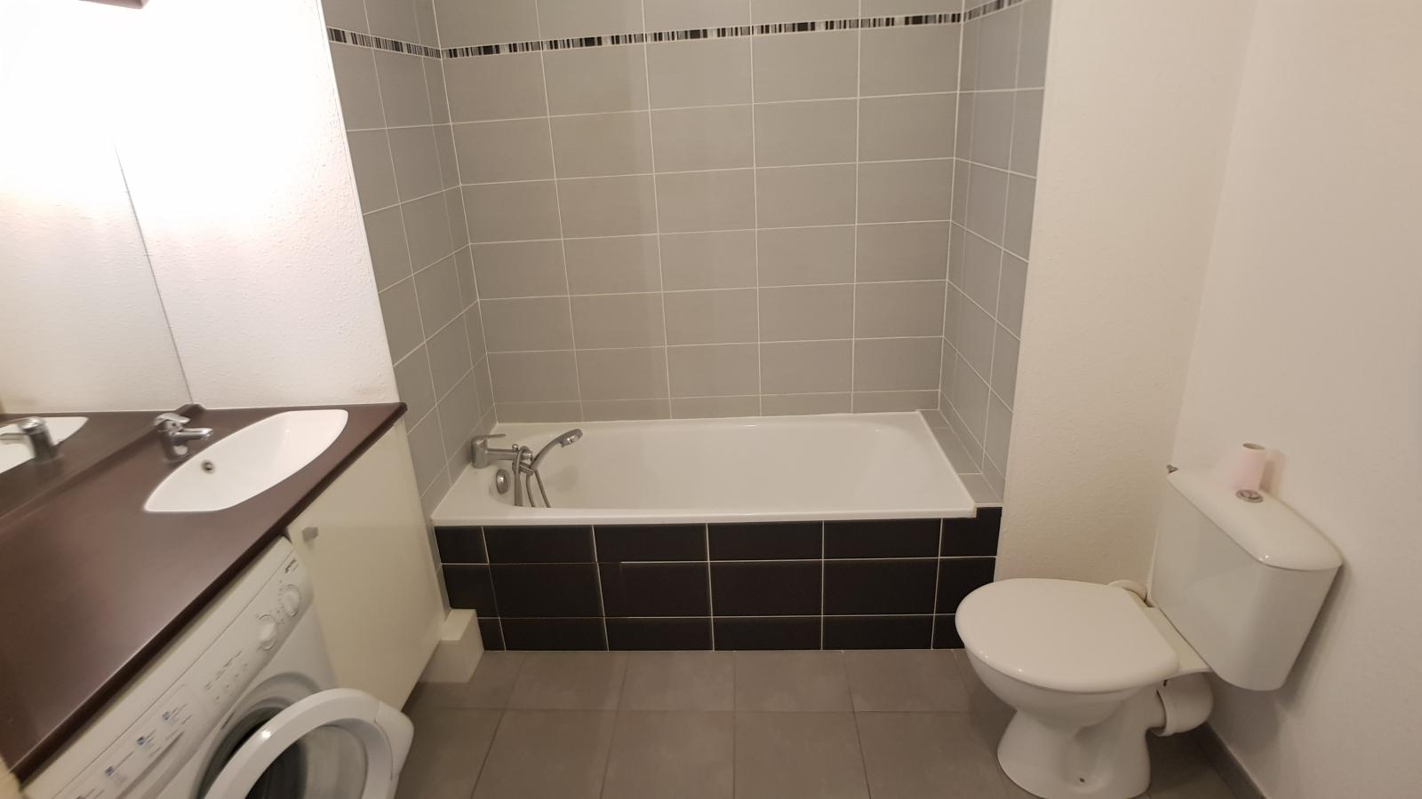 
																																							4 pièces - 
																																						4ème étage - 90m² - 1 224,62 € - Photo #5
