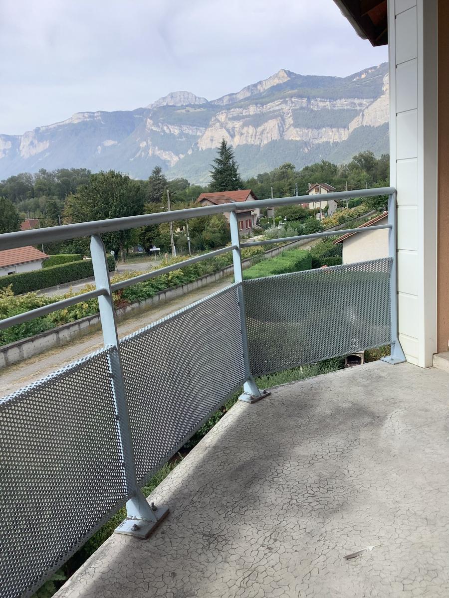 
																																							4 pièces - 
																																						3ème étage - 79m² - 170 000 € - Photo #1