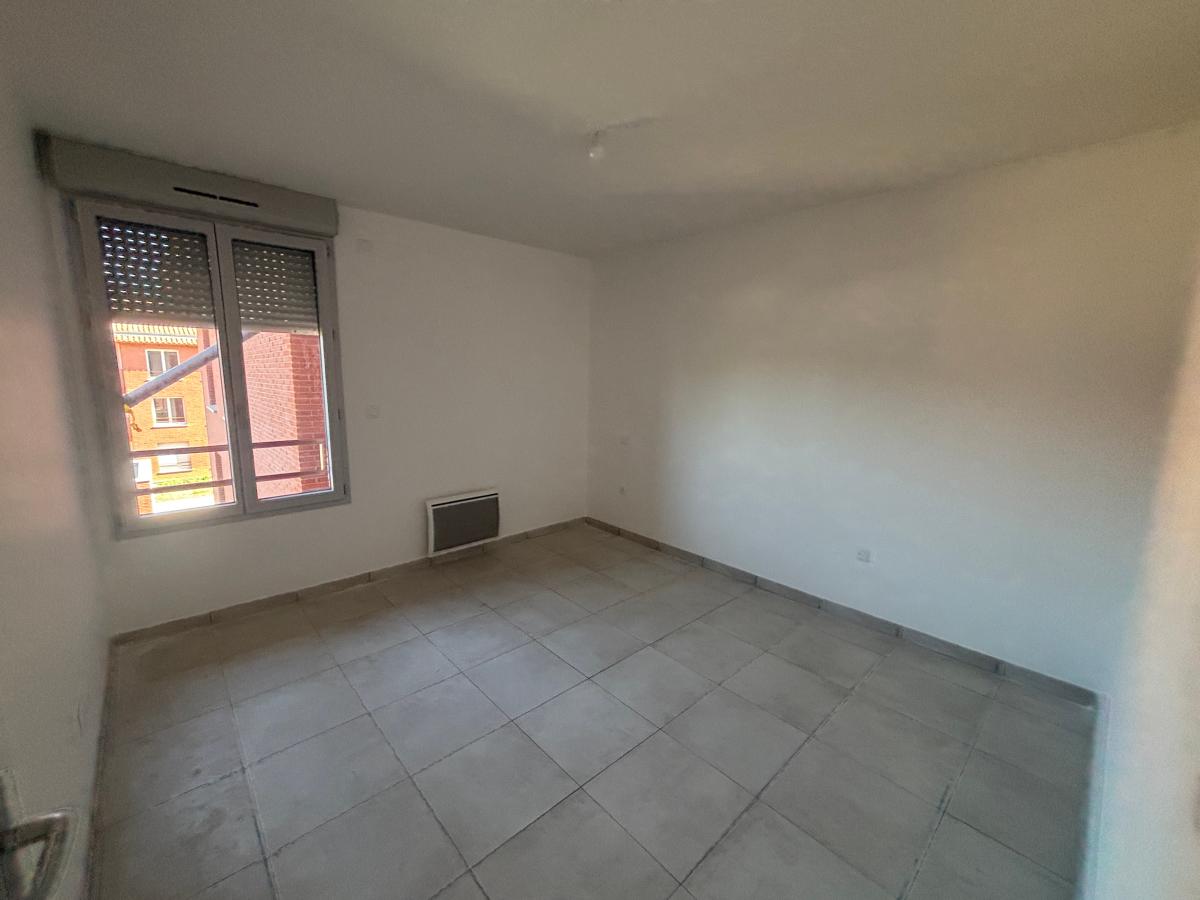 2 pièces - 2ème étage - 47m² - 611,40 € - Photo #4