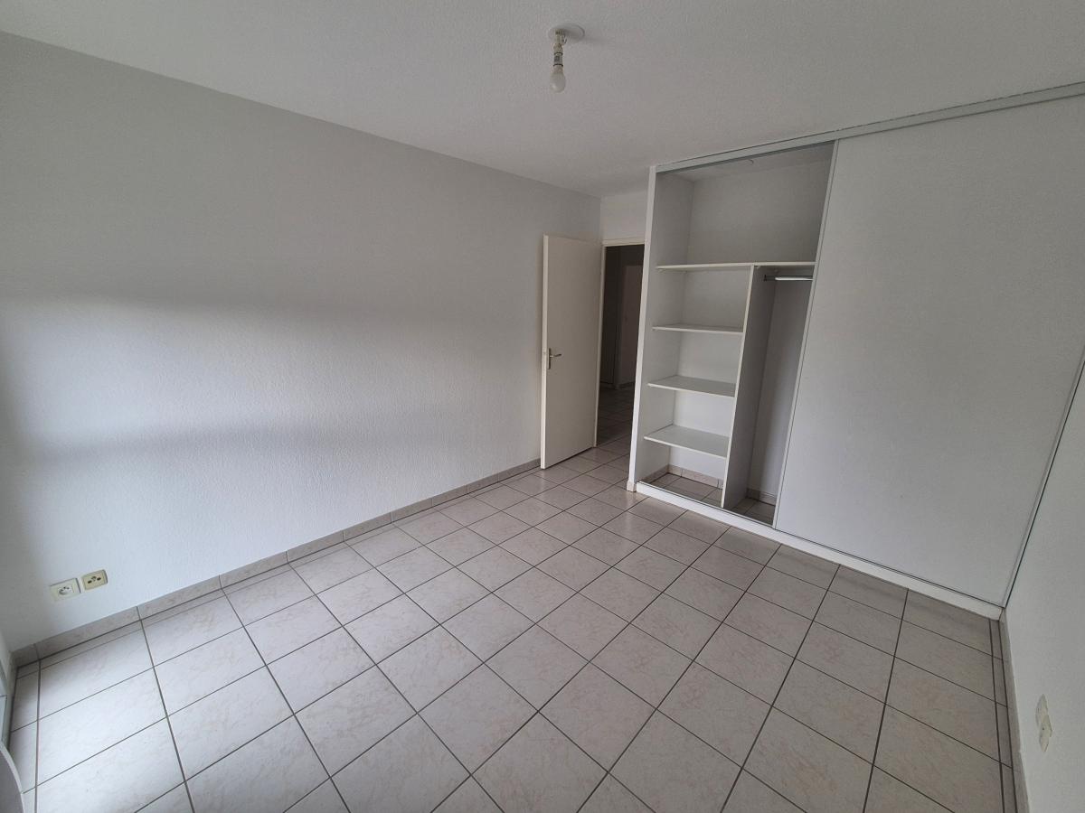 
																																							3 pièces - 
																																						1er étage - 70m² - 756,92 € - Photo #3