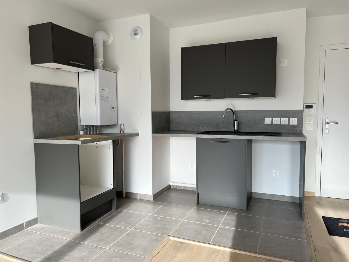 
																																							2 pièces - 
																																						1er étage - 39m² - 631,70 € - Photo #4