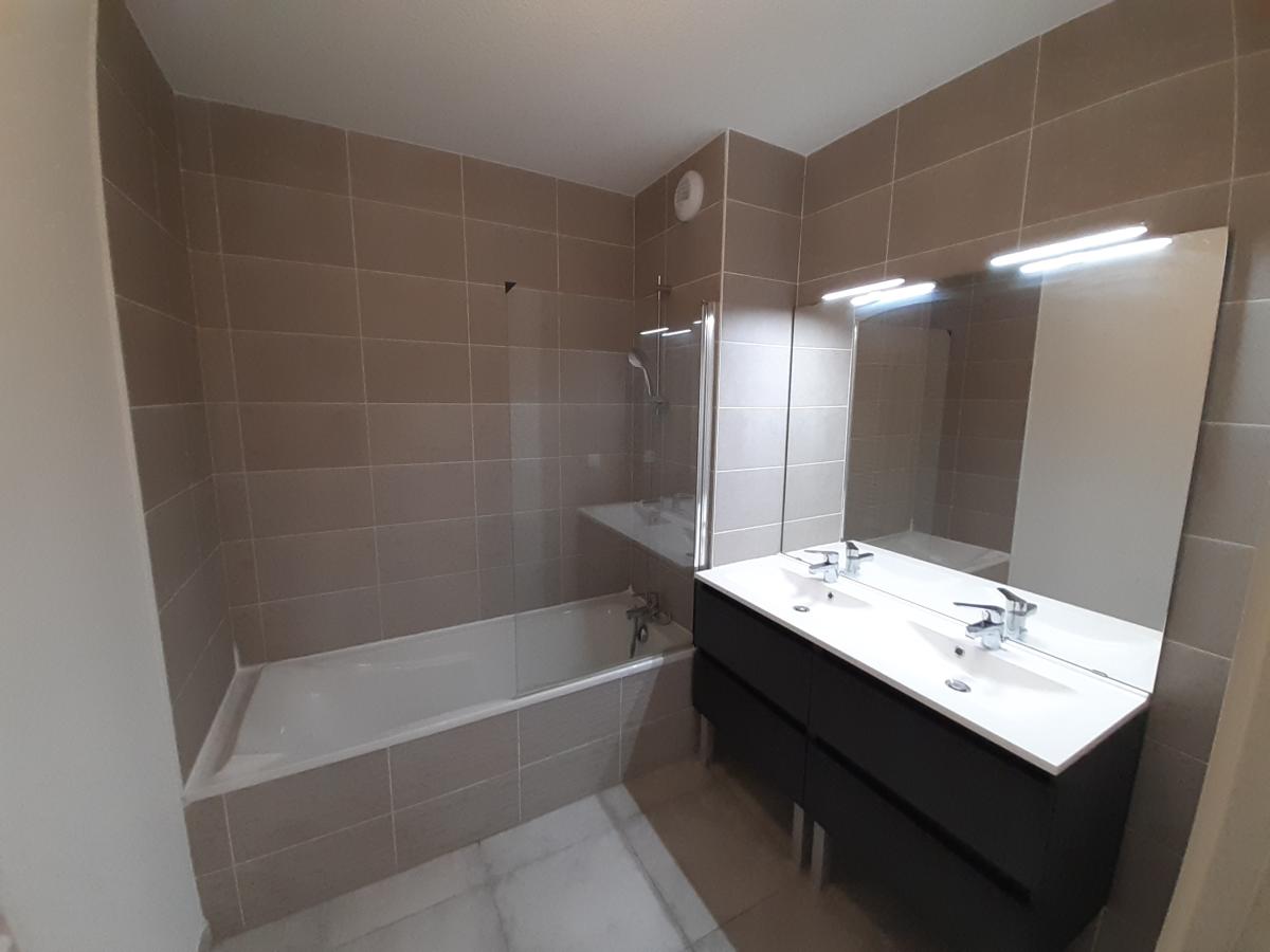 3 pièces - 3ème étage - 76m² - 1 158,91 € - Photo #5