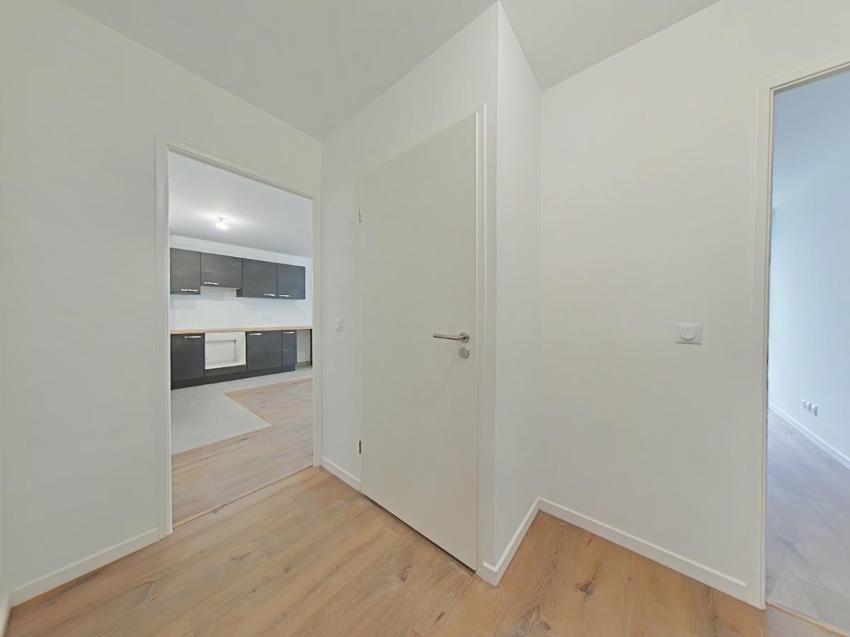 
																			1 pièce - 
																		5ème étage - 41m² - 843,68 € - Photo #0