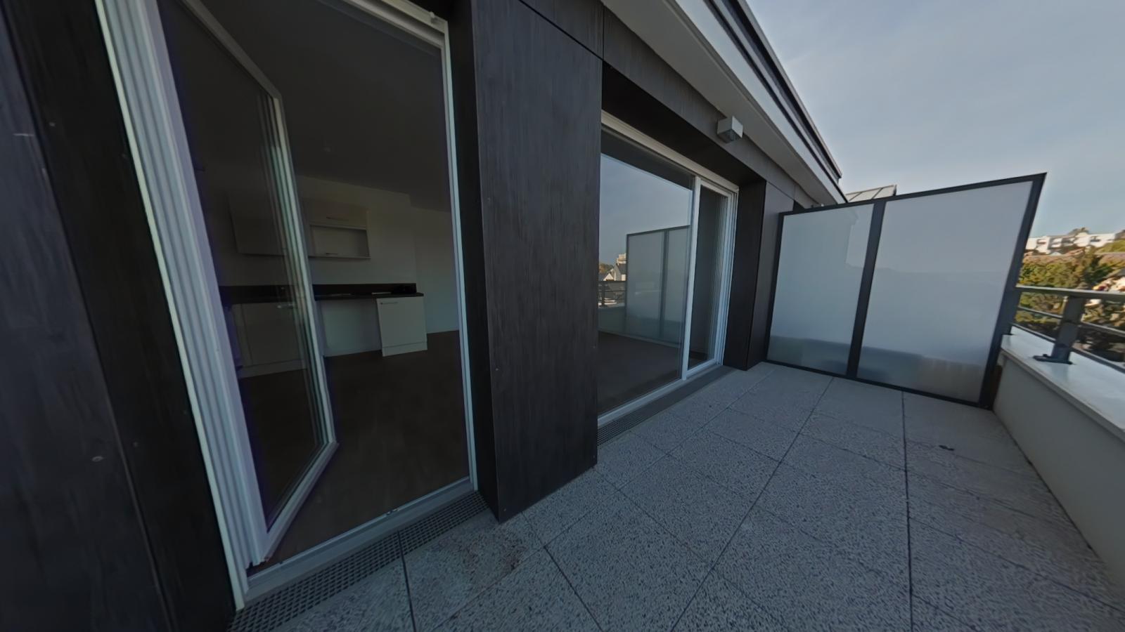 4 pièces - 3ème étage - 86m² - 1 057,76 € - Photo #1