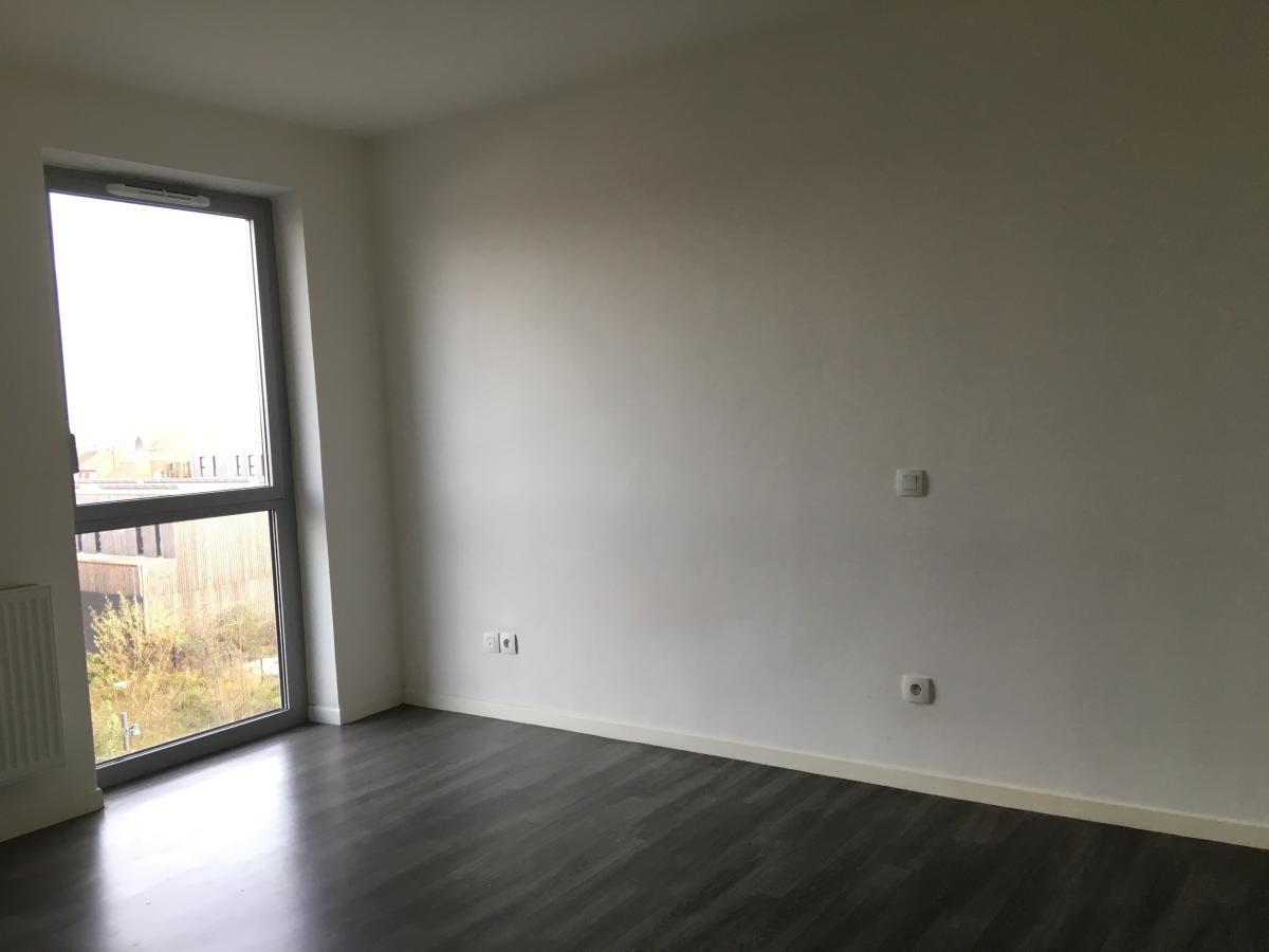 
																			3 pièces – 
																		4ème étage – 79m² - 1 248,78 € - Photo #6