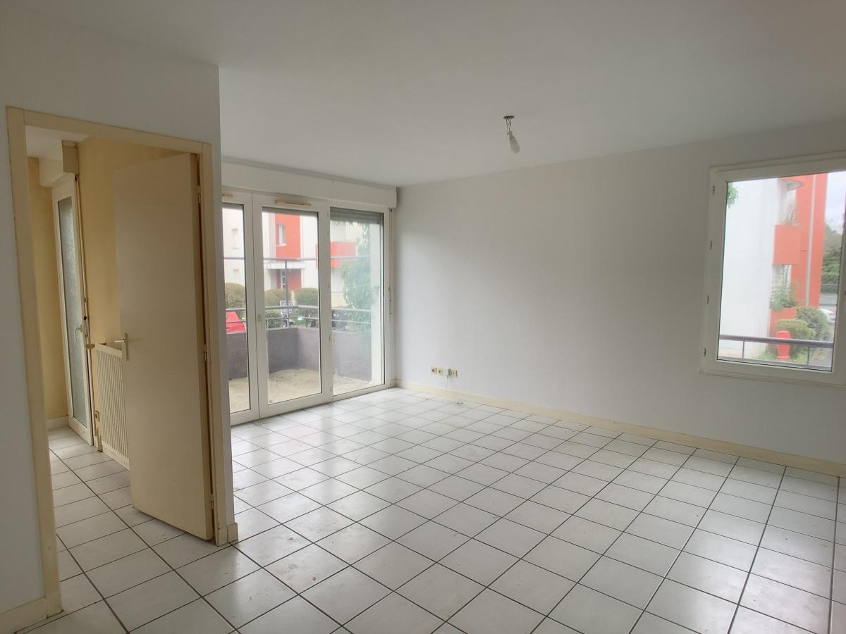 
																																							4 pièces - 
																																						RDC - 92m² - 171 300 € - Photo #2