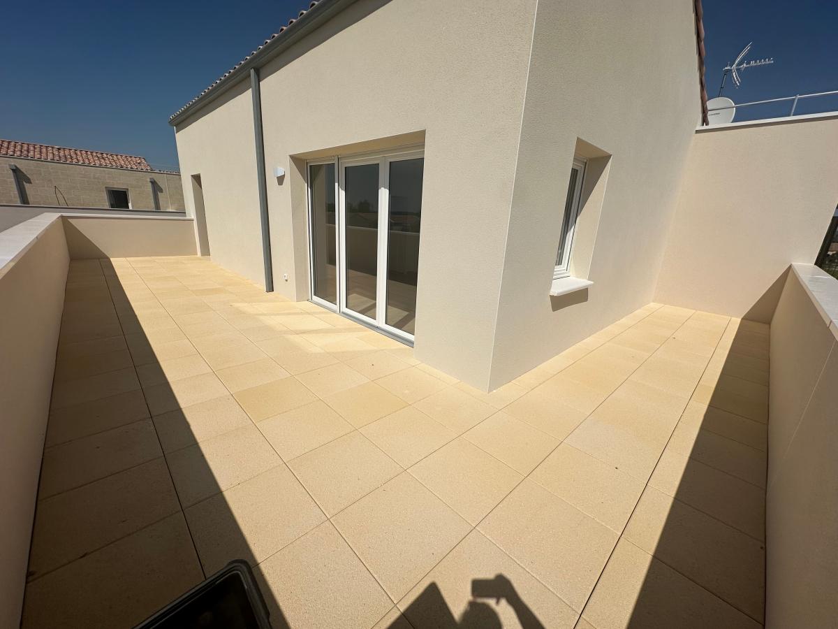 4 pièces - 3ème étage - 75m² - 858,38 € - Photo #1