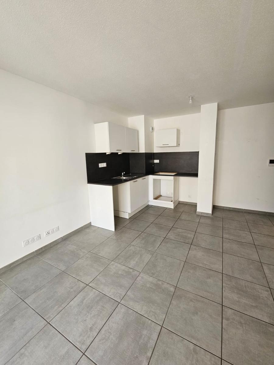 
																			2 pièces - 
																		2ème étage - 48m² - 624,42 € - Photo #0