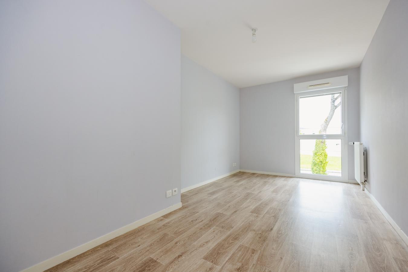 4 pièces - 2ème étage - 84m² - 269 000 € - Photo #3