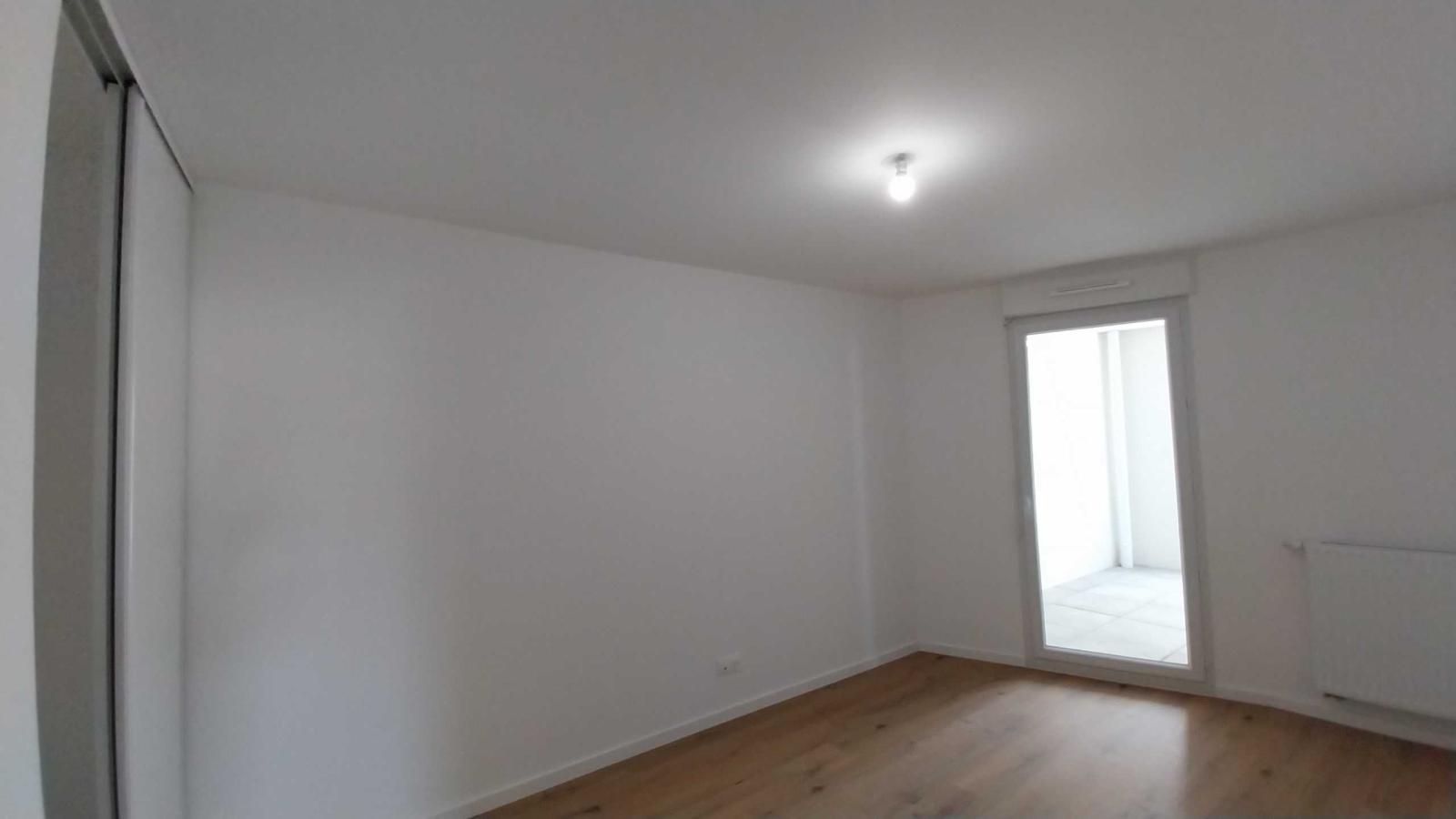 
																																							3 pièces - 
																																						1er étage - 60m² - 821,00 € - Photo #6
