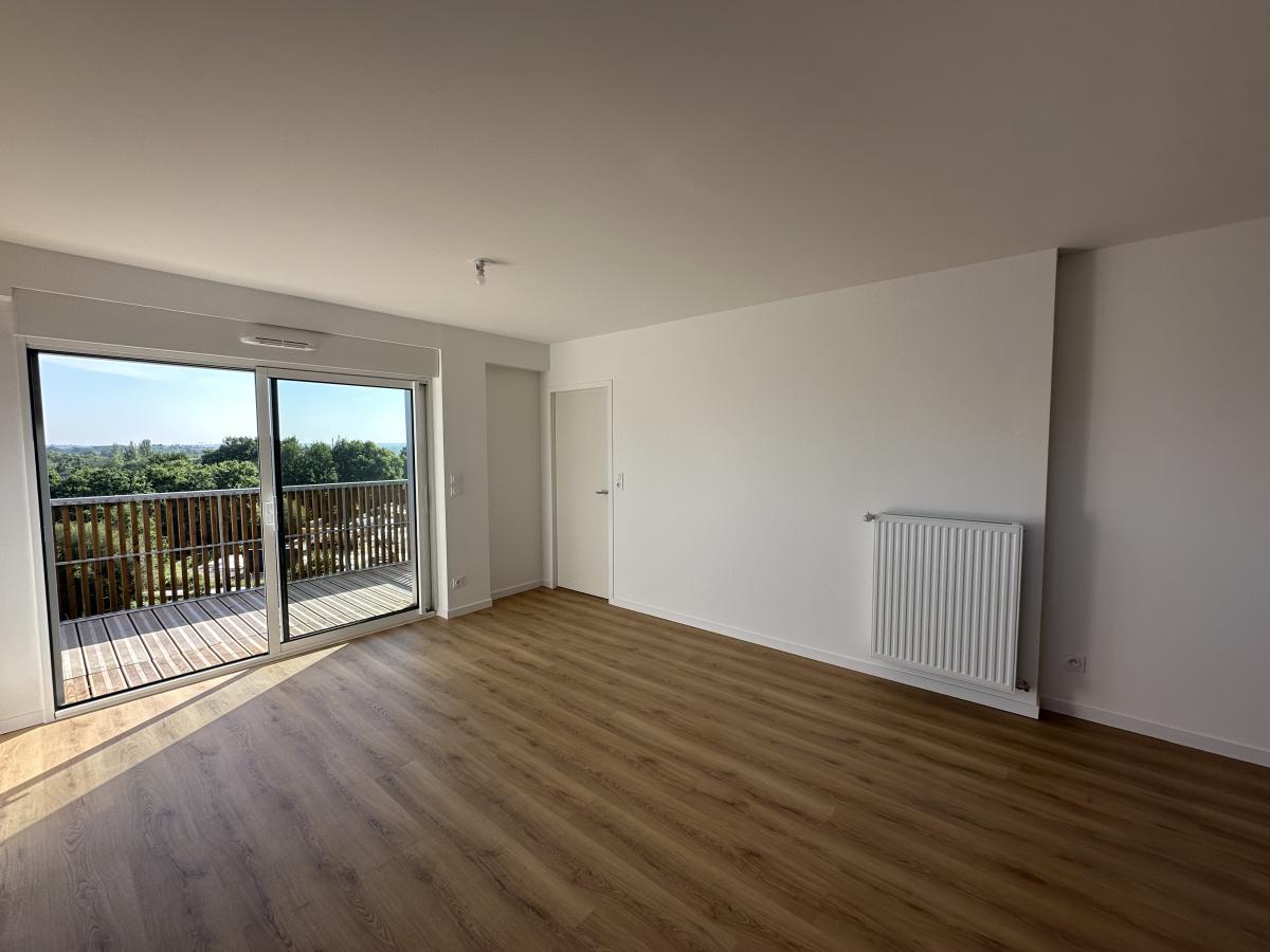 2 pièces - 5ème étage - 49m² - 718,77 € - Photo #3