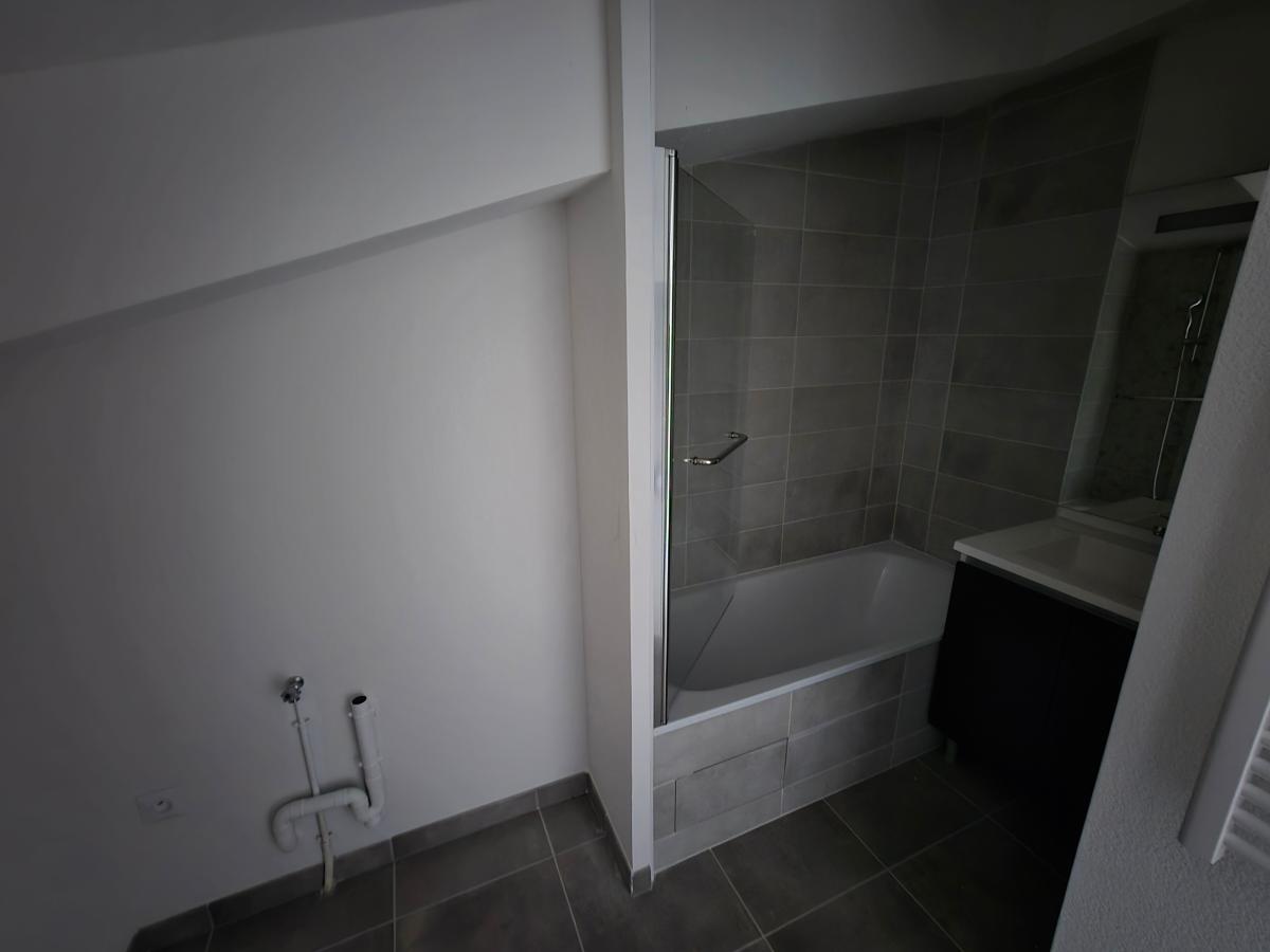 3 pièces - 1er étage - 67m² - 946,46 € - Photo #5