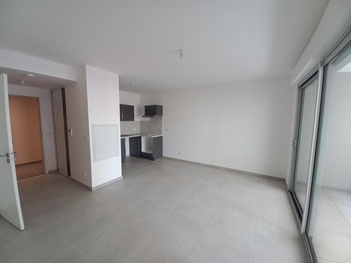 2 pièces - 1er étage - 45m² - 1 085,84 € - Photo #1