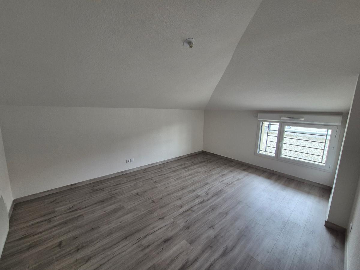 3 pièces - 1er étage - 67m² - 946,46 € - Photo #4