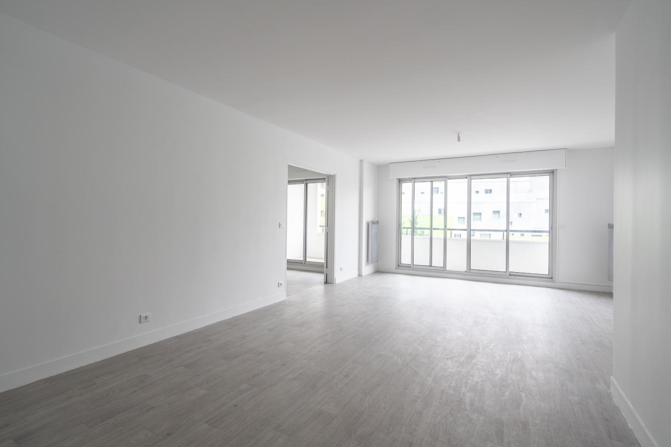5 pièces - 4ème étage - 112m² - 3 112,00 € - Photo #0