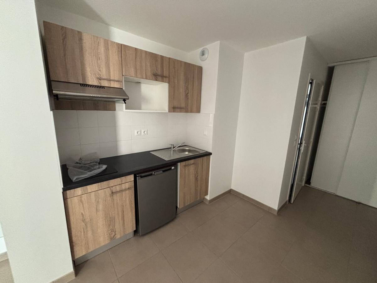 
																																							2 pièces - 
																																						RDC - 48m² - 691,67 € - Photo #4