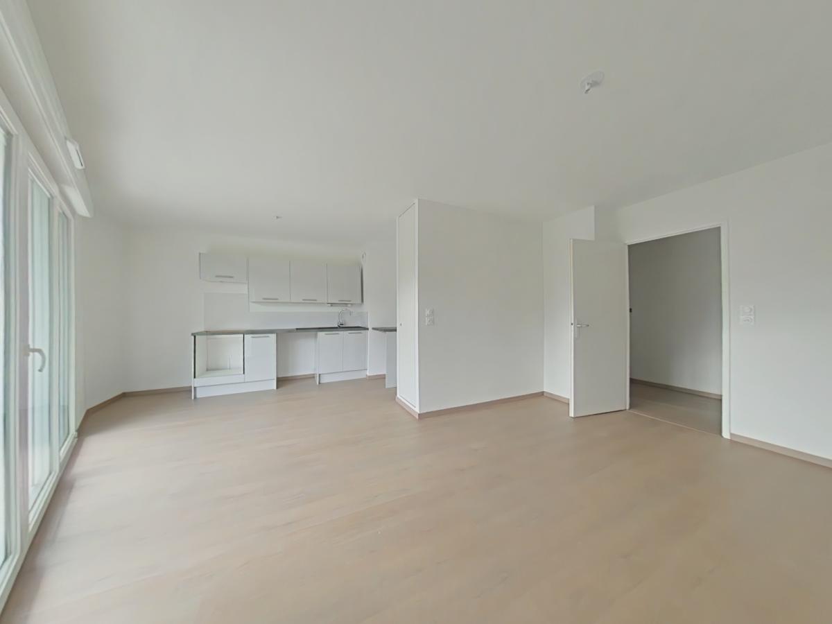 3 pièces - 1er étage - 59m² - 651,76 € - Photo #0