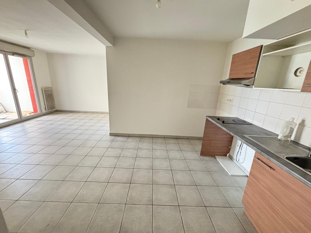 
																			2 pièces - 
																		3ème étage - 45m² - 622,66 € - Photo #0