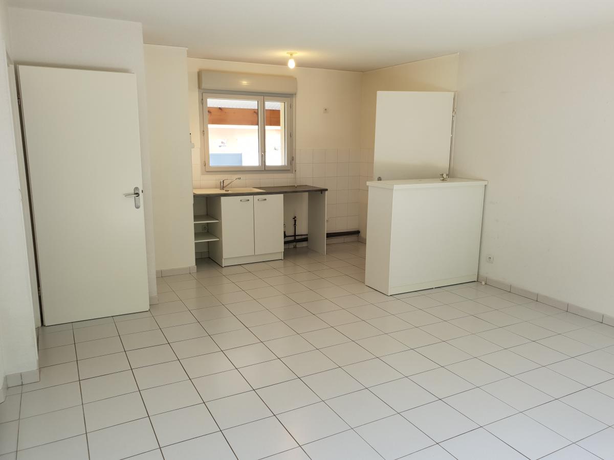 5 pièces - RDC - 95m² - 1 159,45 € - Photo #4