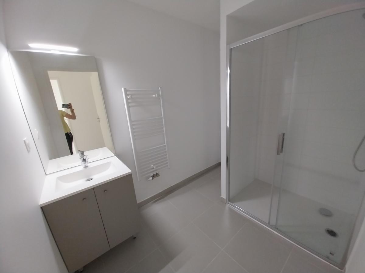 2 pièces - RDC - 42m² - 516,01 € - Photo #4