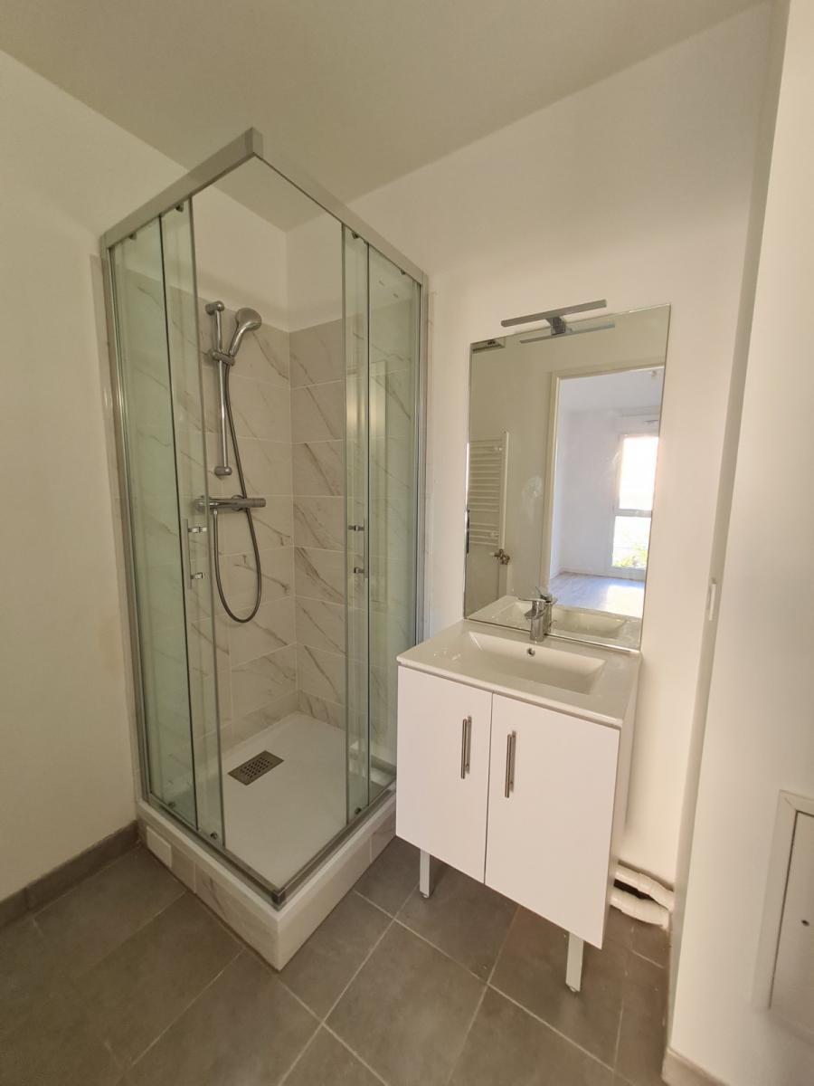 
																																							4 pièces - 
																																						RDC - 76m² - 1 314,58 € - Photo #4