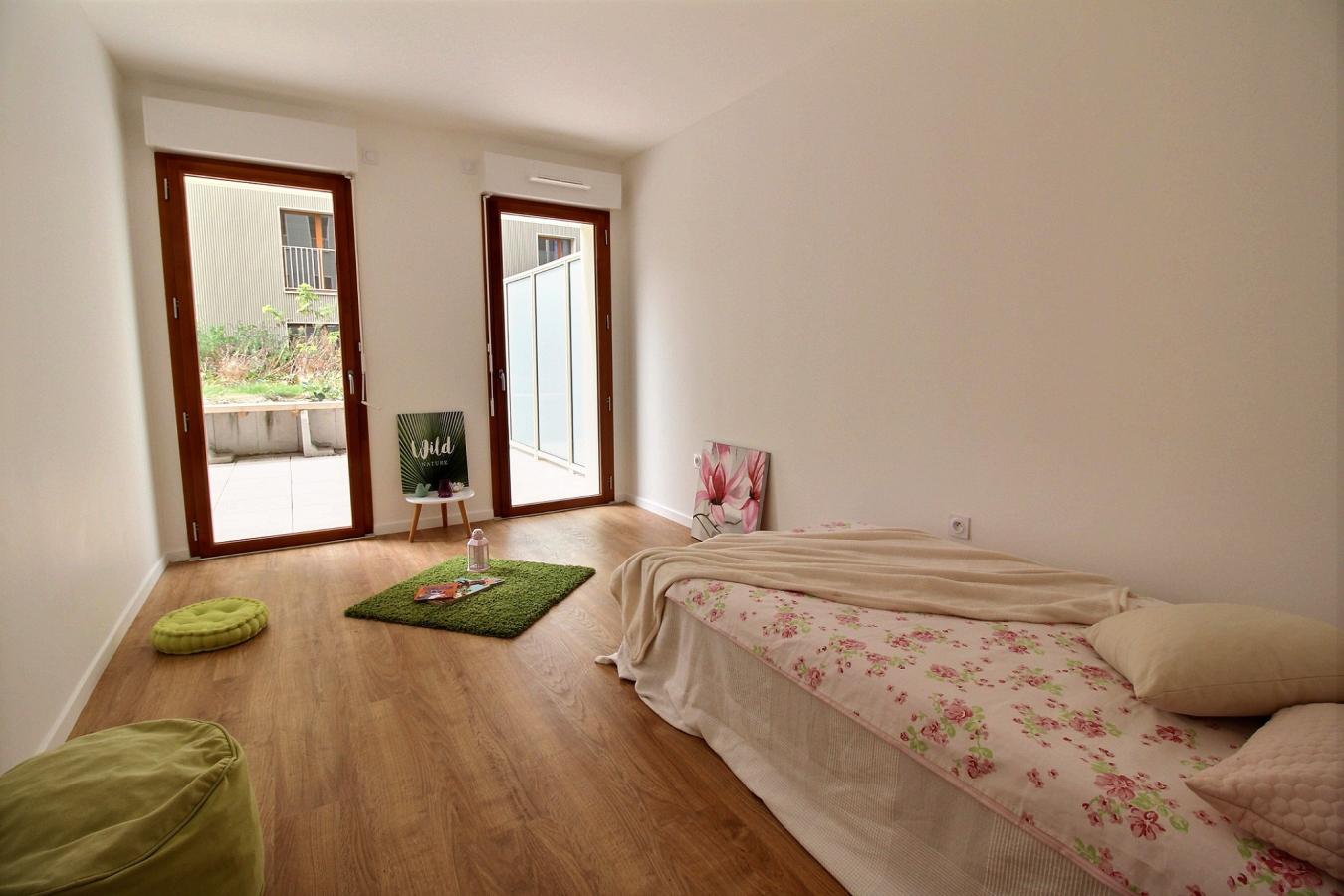 
																																							4 pièces - 
																																						1er étage - 82m² - 1 602,00 € - Photo #5