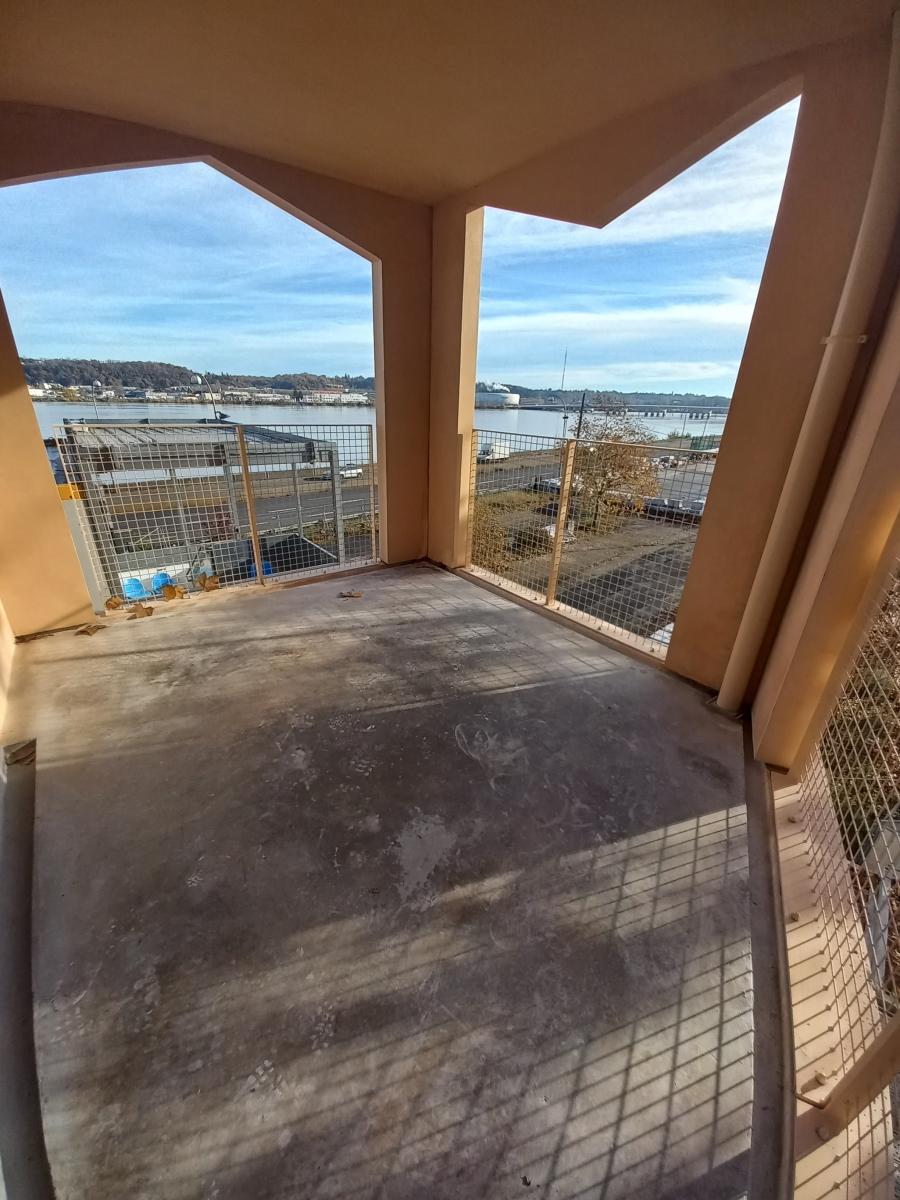 
																																							4 pièces - 
																																						1er étage - 97m² - 1 251,25 € - Photo #1