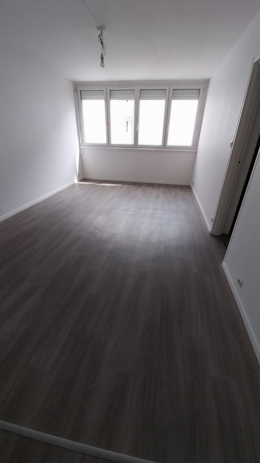 
																			3 pièces - 
																		2ème étage - 58m² - 616,63 € - Photo #2