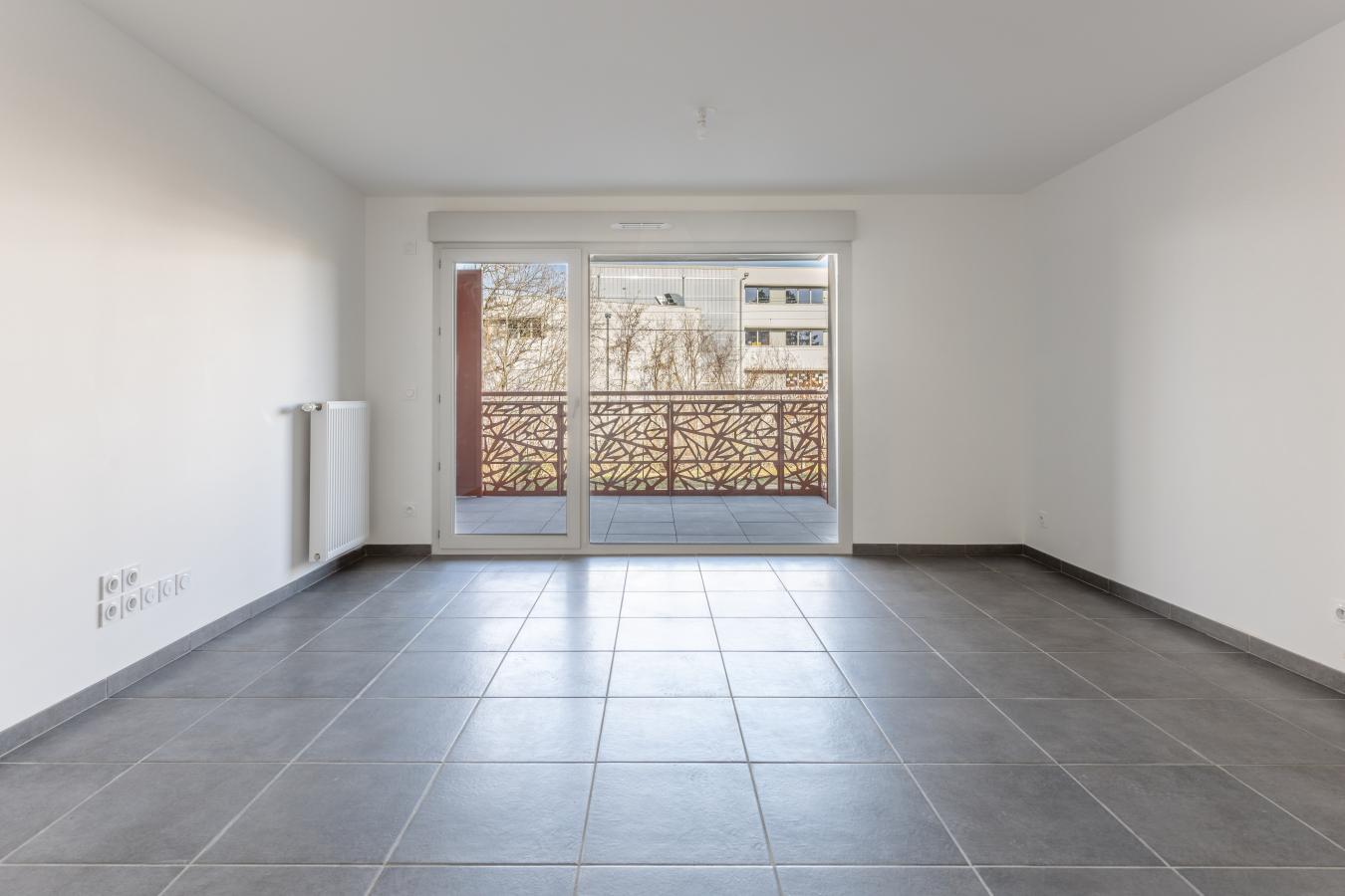 
																																							2 pièces - 
																																						1er étage - 46m² - 921,35 € - Photo #1