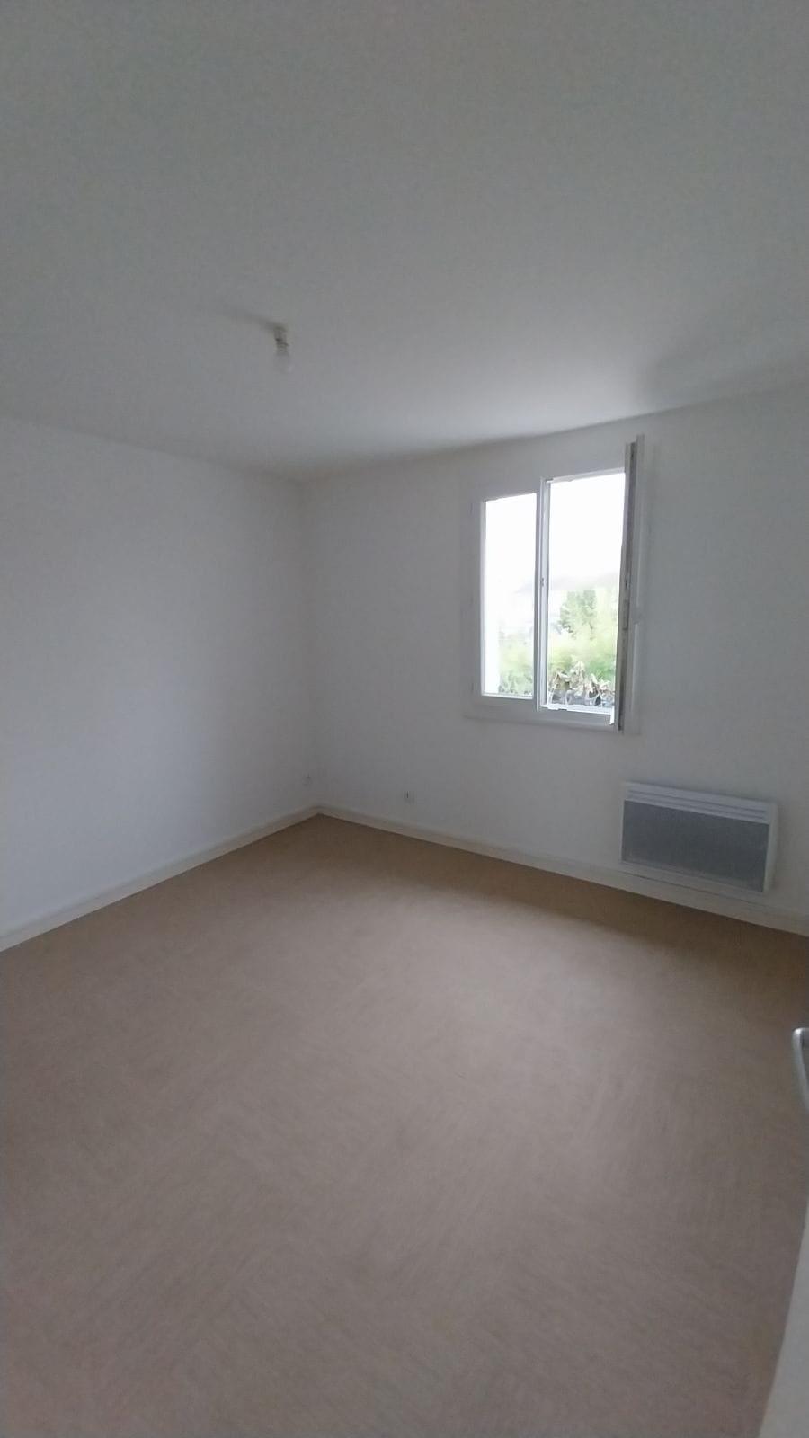 
																			5 pièces - 
																		RDC - 88m² - 240 000 € - Photo #4