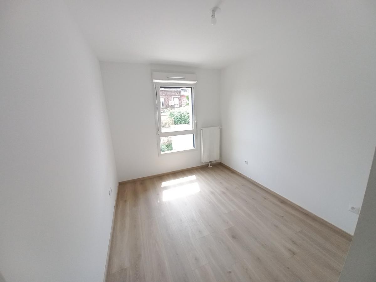 3 pièces - 2ème étage - 68m² - 836,72 € - Photo #4