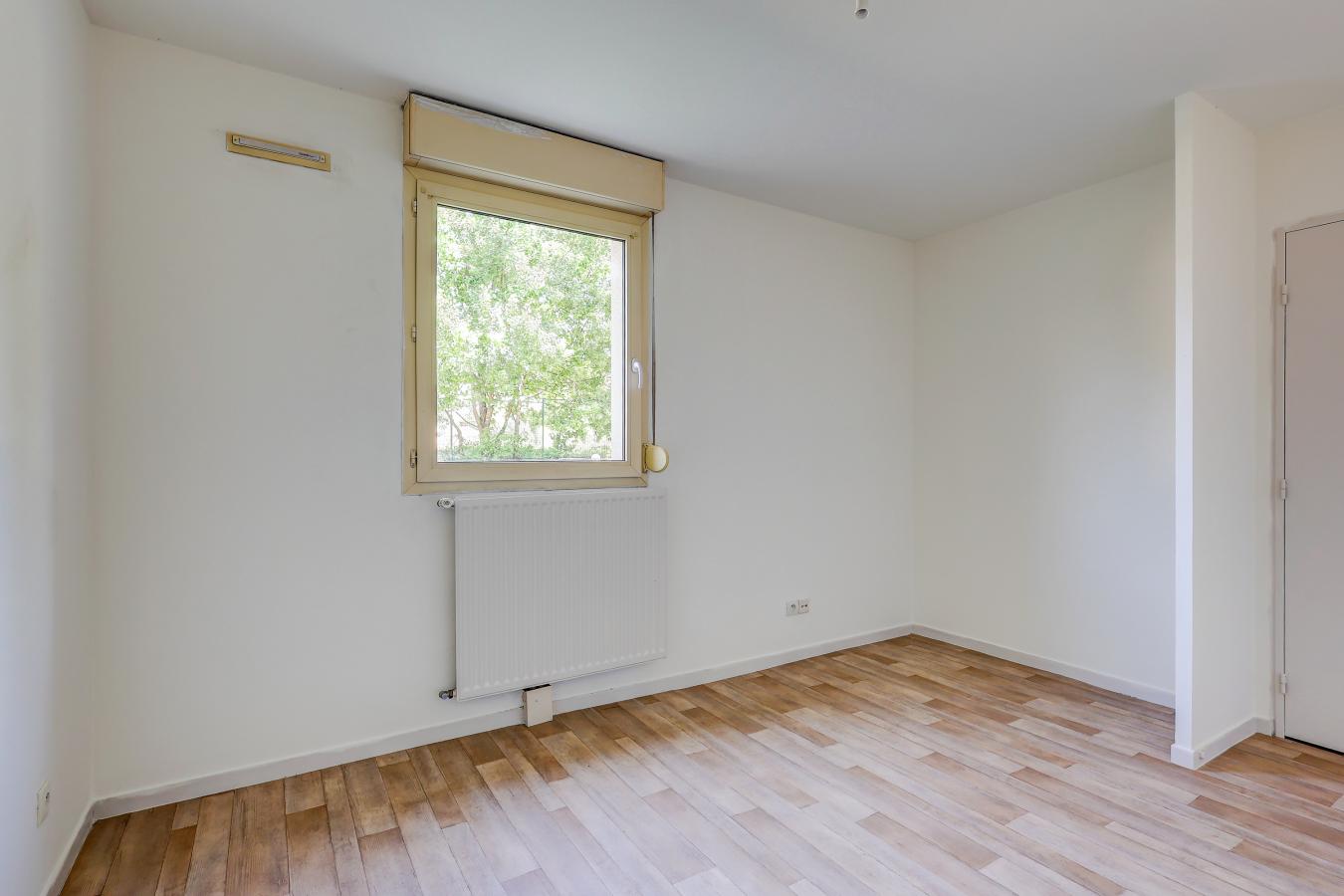 4 pièces - RDC - 76m² - 813,87 € - Photo #4