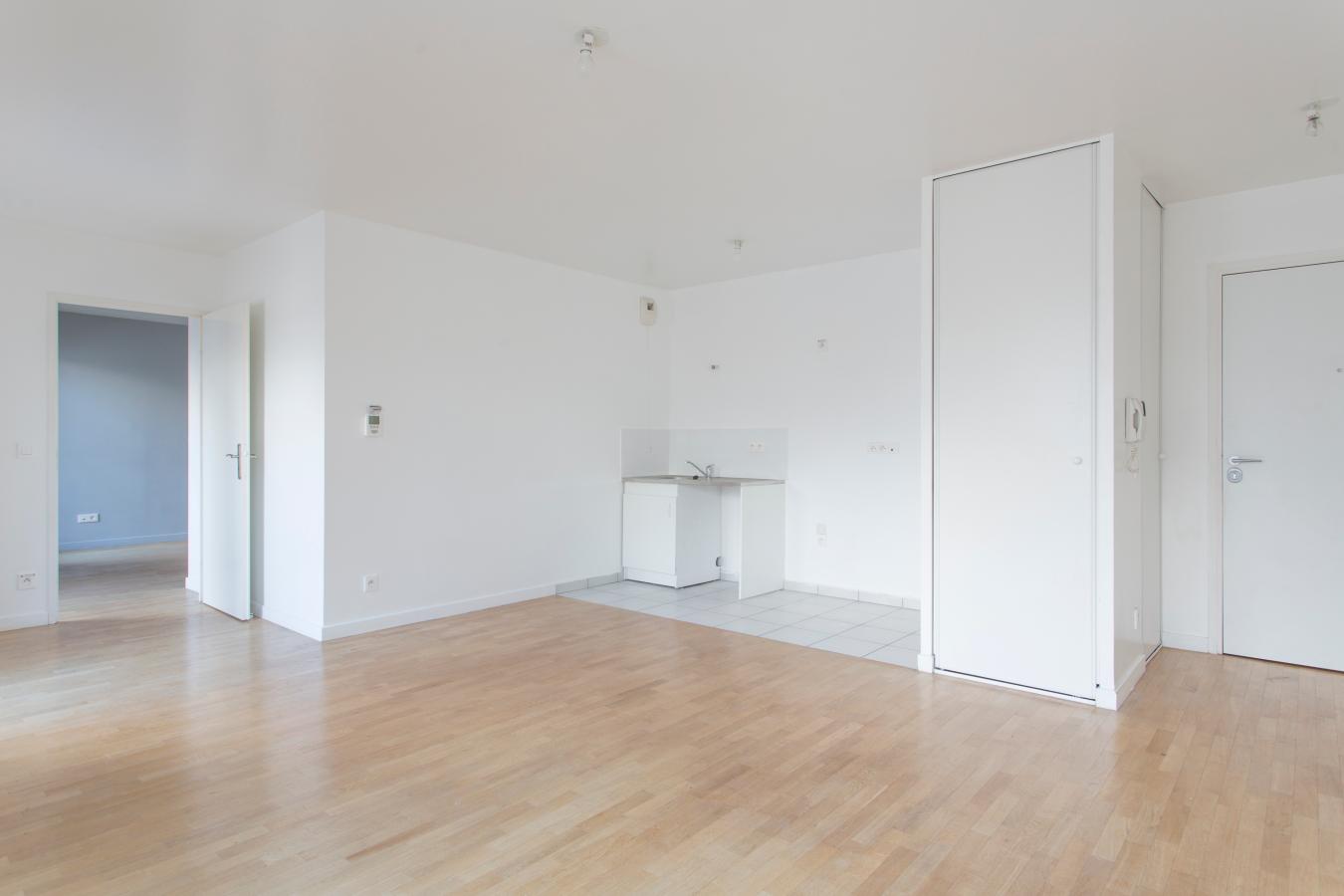 
																			2 pièces - 
																		4ème étage - 48m² - 173 800 € - Photo #3