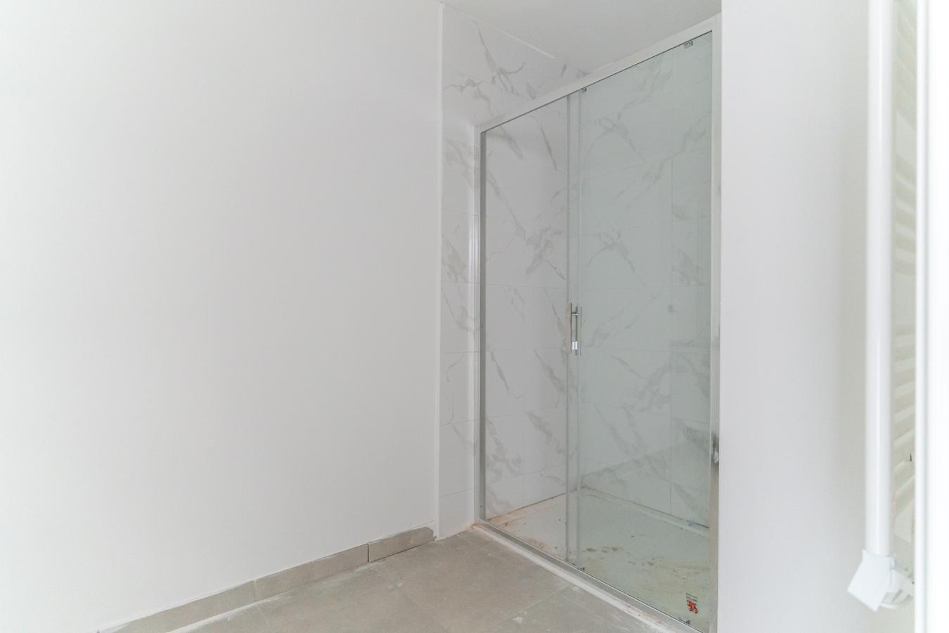 
																																							3 pièces - 
																																						RDC - 77m² - 1 095,52 € - Photo #6