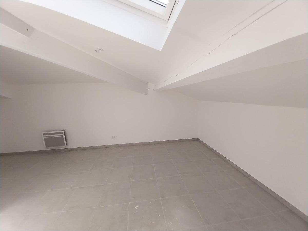 4 pièces - 1er étage - 91m² - 1 344,71 € - Photo #5