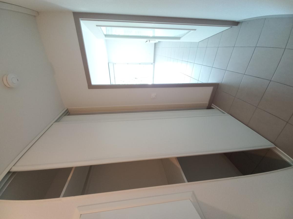 
																																							2 pièces - 
																																						2ème étage - 52m² - 636,18 € - Photo #7